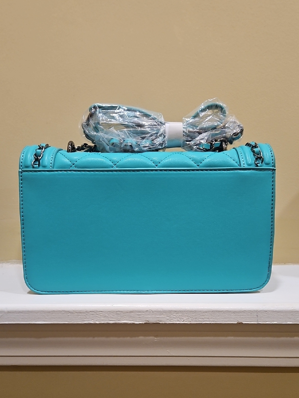 Badgley Mischka Teal Green Quilted Crossbody Bag - NWT - Picture 3 of 3
